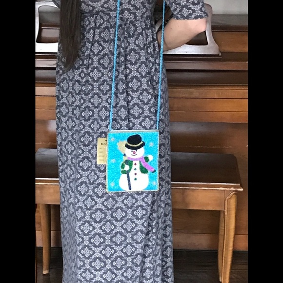 Rare Ermo Collection Beaded Snowman Handbag 148.00‼️FINAL SALE - Picture 7 of 8